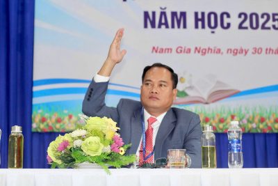 HỘI NGHỊ CÁN BỘ, VIÊN CHỨC VÀ NGƯỜI LAO ĐỘNG NĂM HỌC 2025-2026